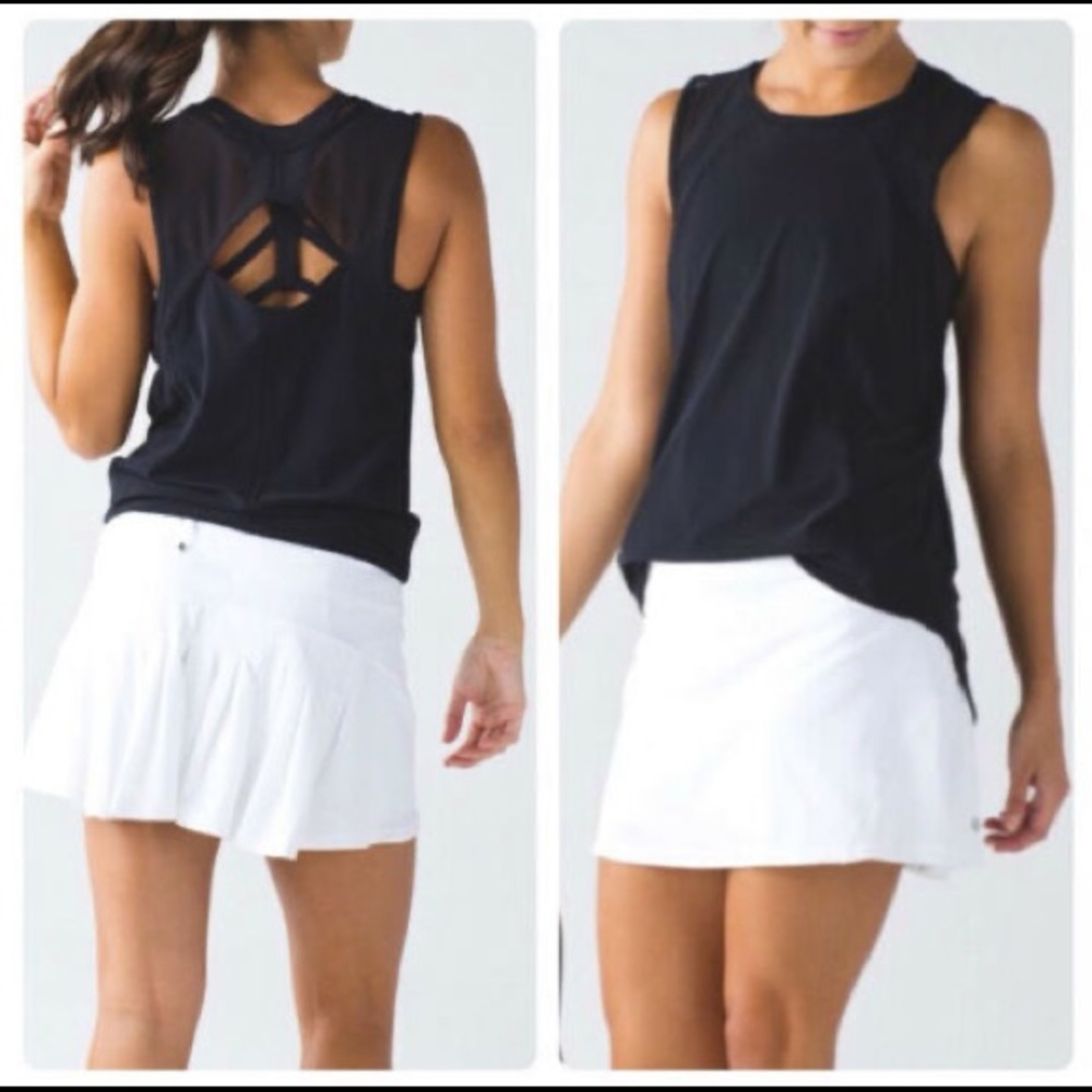 Lululemon Circuit Breaker skirt